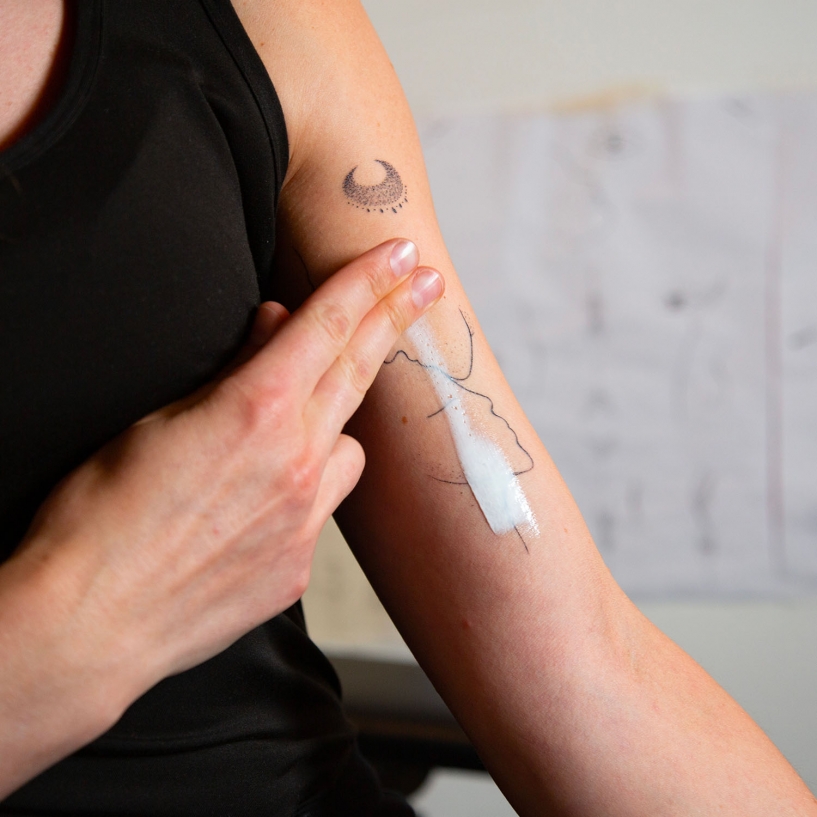 soin post tatouage, les conditions pour la retouche de votre tatouage